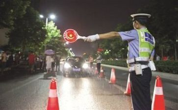 交警事迹6篇
