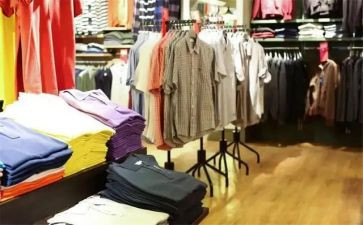 收衣服的作文5篇